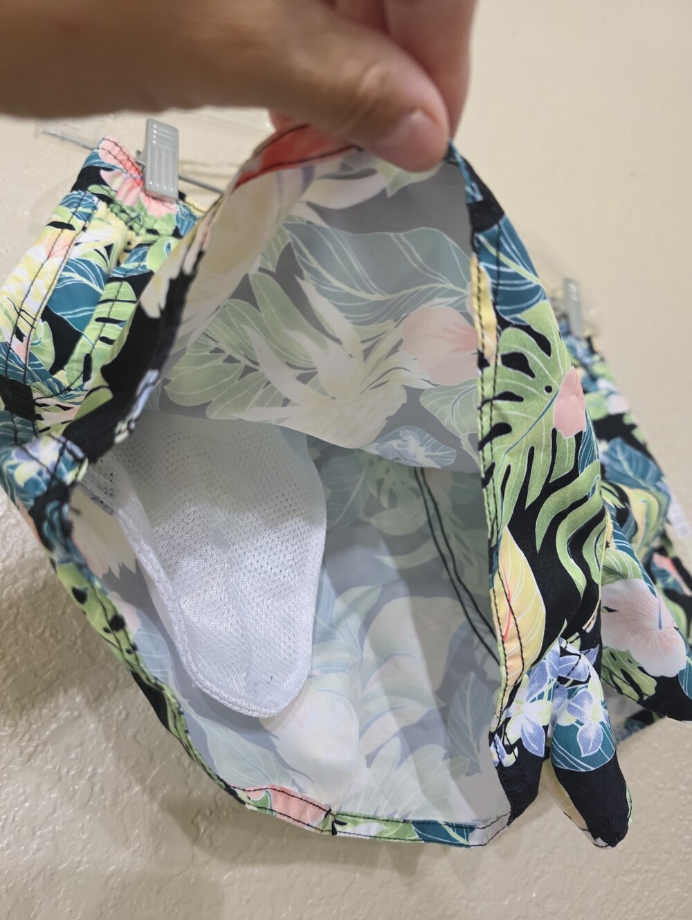 Volcom Women's Tropical Floral Drawstring Board Shorts UPF 50 - Picture 4 of 5